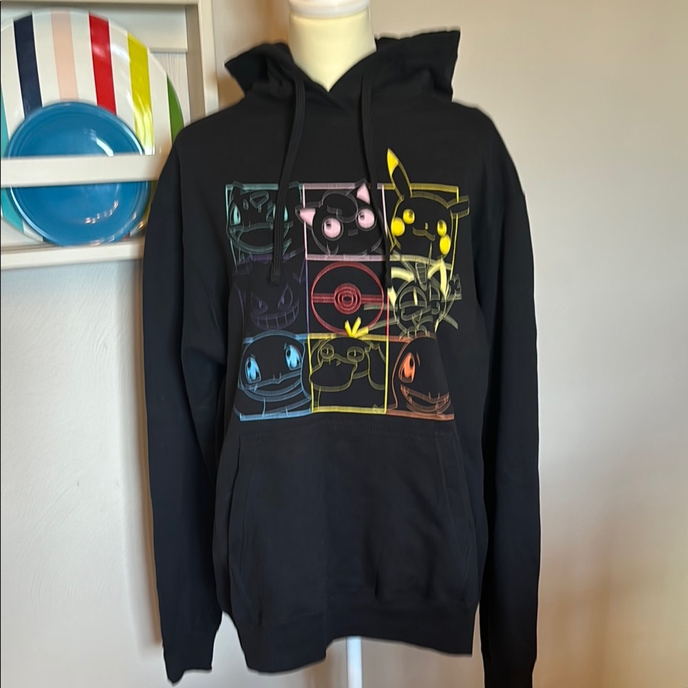 Pokemon Black Graphic Sweatshirt